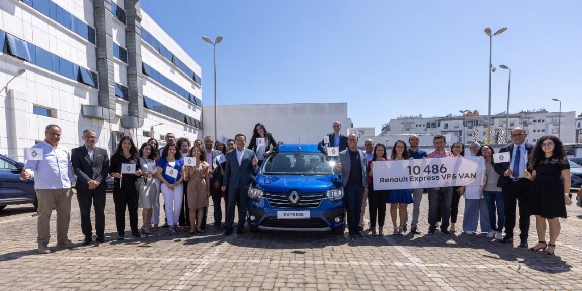 السيارات: pour sa 1ère année، Renault Express connaît un succès fulgurant