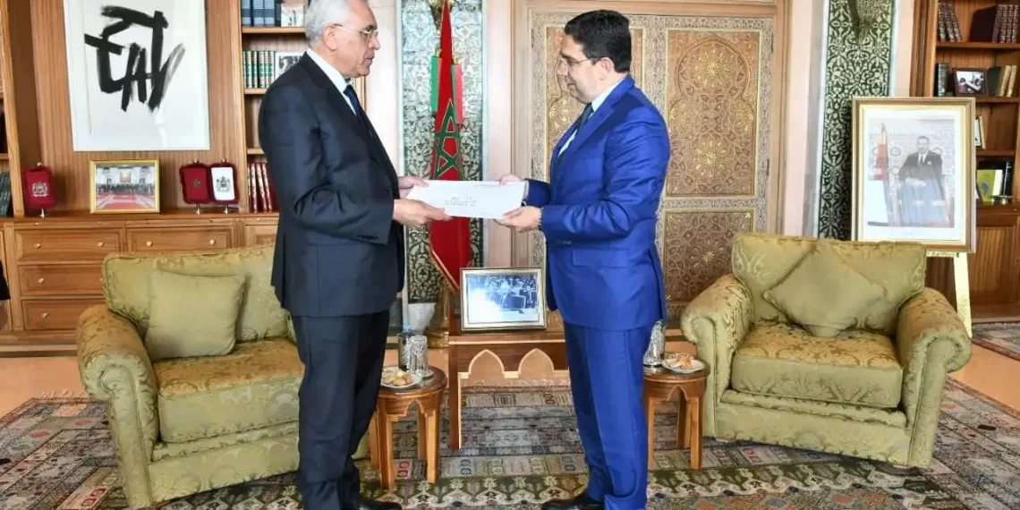 رسالة من تبون تدعو جلالة الملك لحضور أشغال القمة العربية بالجزائر