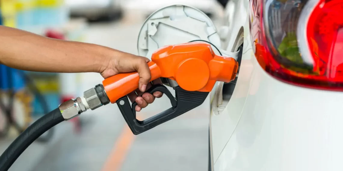 تقرير مجلس المنافسة يبرر ارتفاع أسعار المحروقات