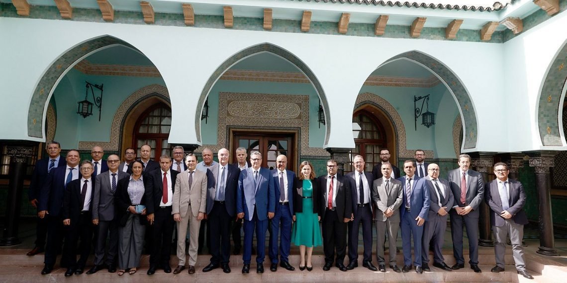 توقيع اتفاق هام بين الحكومة ونقابة التعليم العالي