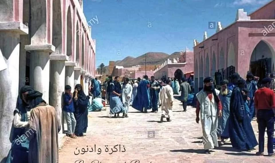 ذاكرة واد نون: سوق الدلالات و”خرز” ݣوليمين بيدز 