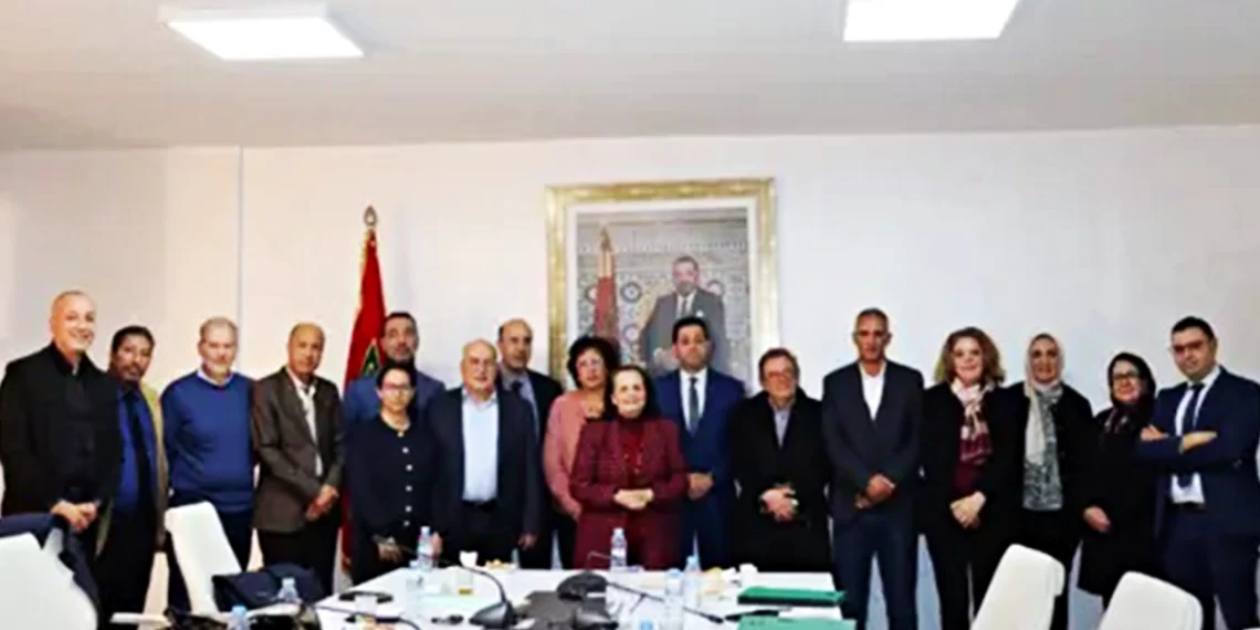 مديرية الأدوية والصيدلة تعقد لقاء تشاوريا مع المجلس الوطني لهيئة الصيادلة