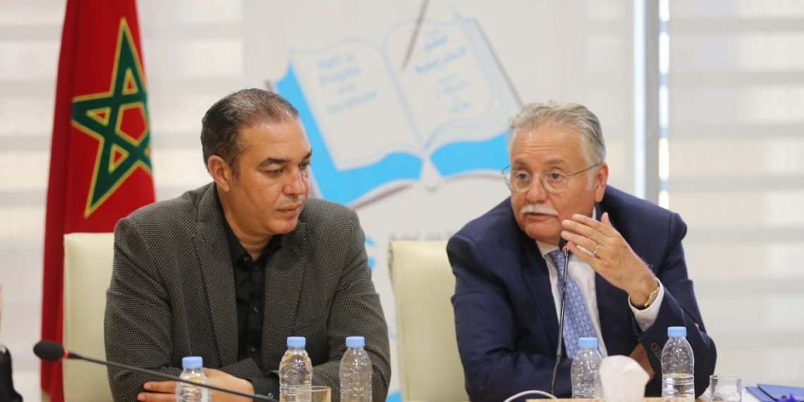 تنسيق بين حزبي الكتاب والسنبلة لإجبار الحكومة على الإنصات إلى نبض المجتمع وصوت المعارضة