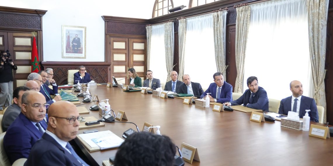 عزيز أخنوش يترأس الاجتماع الثاني للجنة التنمية الرقمية: نحو مغرب رقمي متقدم برؤية 2030